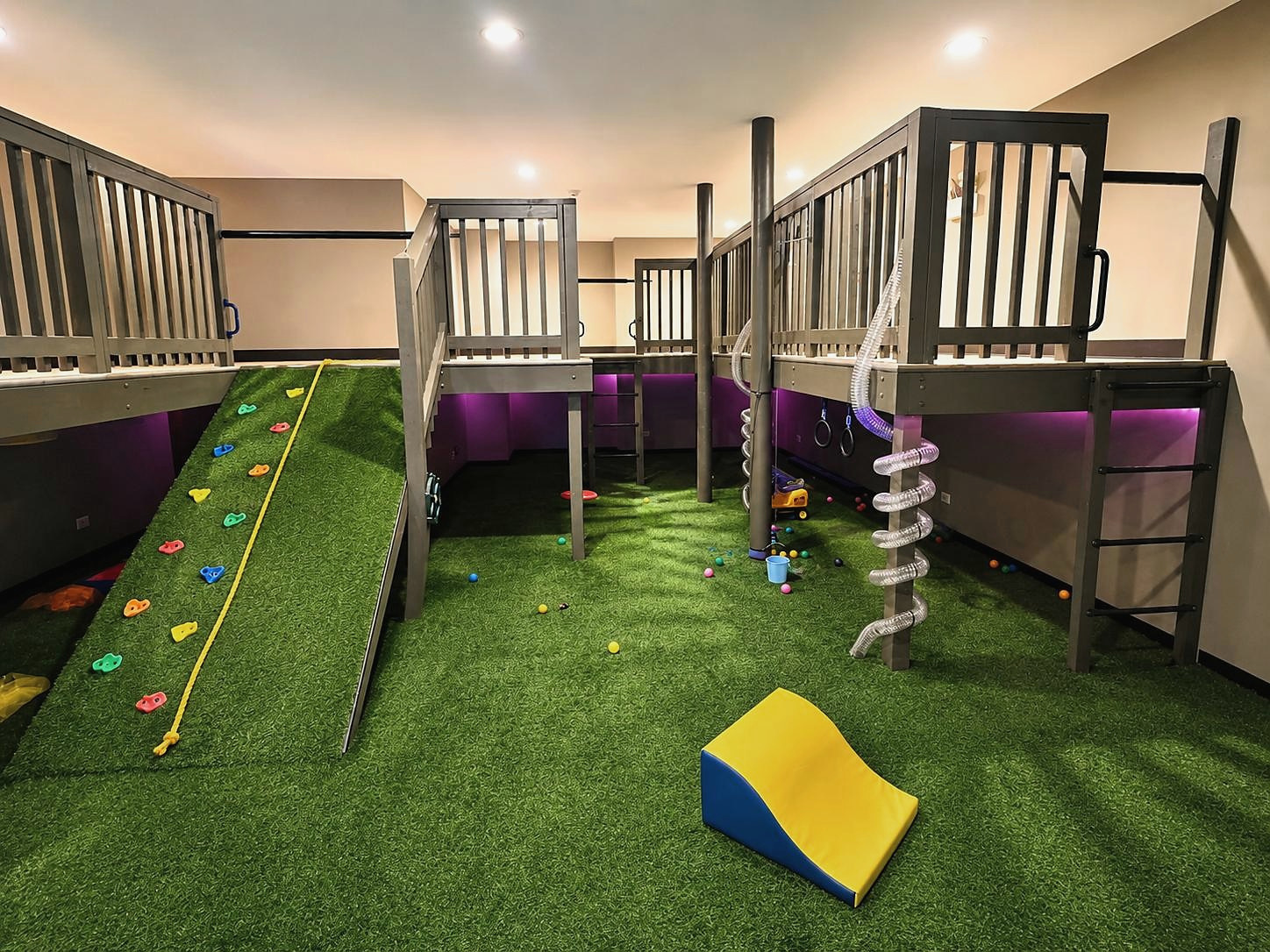 Indoor play space at L&L Academy and Preschool in Lincoln Park